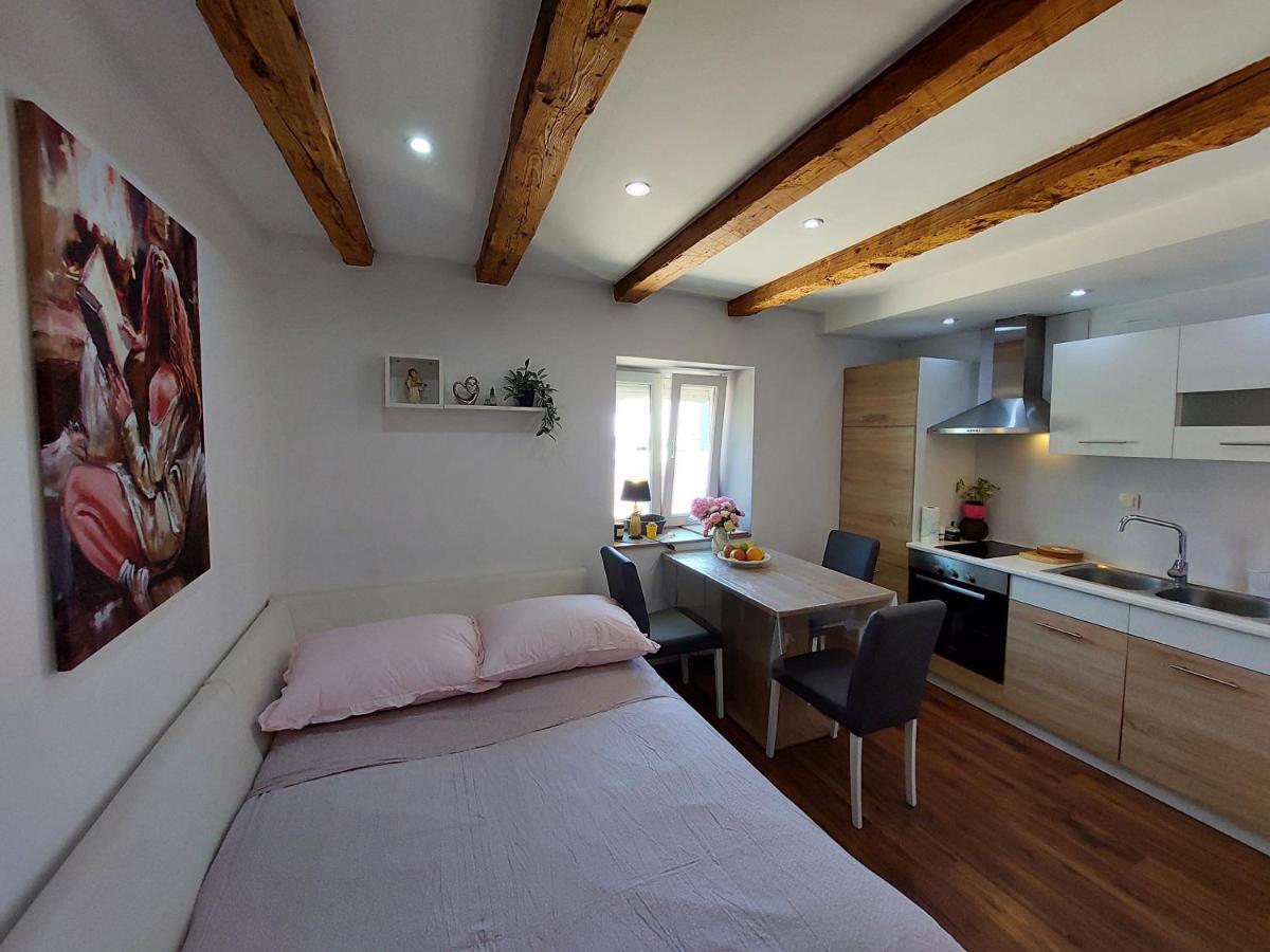Mexicana Apartment Pink Zadar Exterior photo