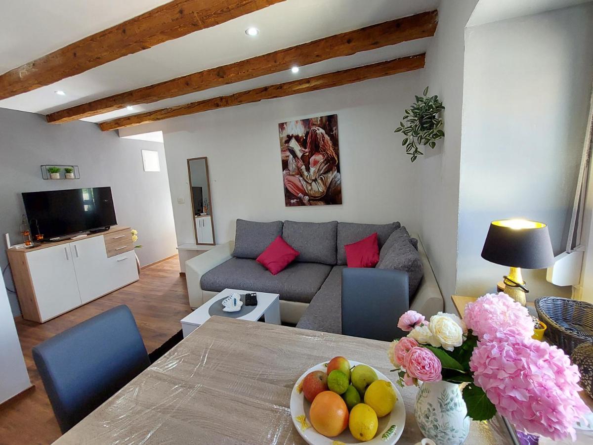 Mexicana Apartment Pink Zadar Exterior photo